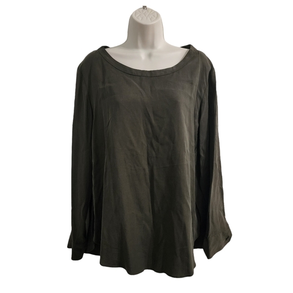BANANA REPUBLIC Long Sleeve Blouse in Mistletoe Green Size LP NWT - Picture 1 of 10